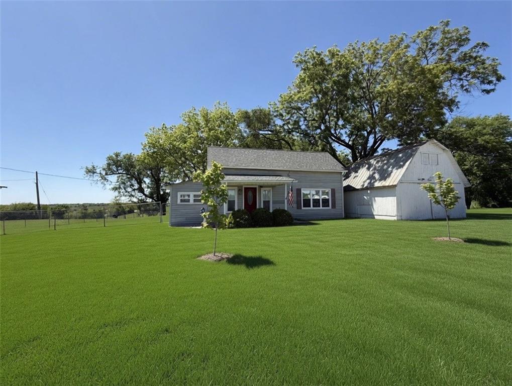 307 East 1100th Road Baldwin City, KS 66006 - Photo 38 of 41
