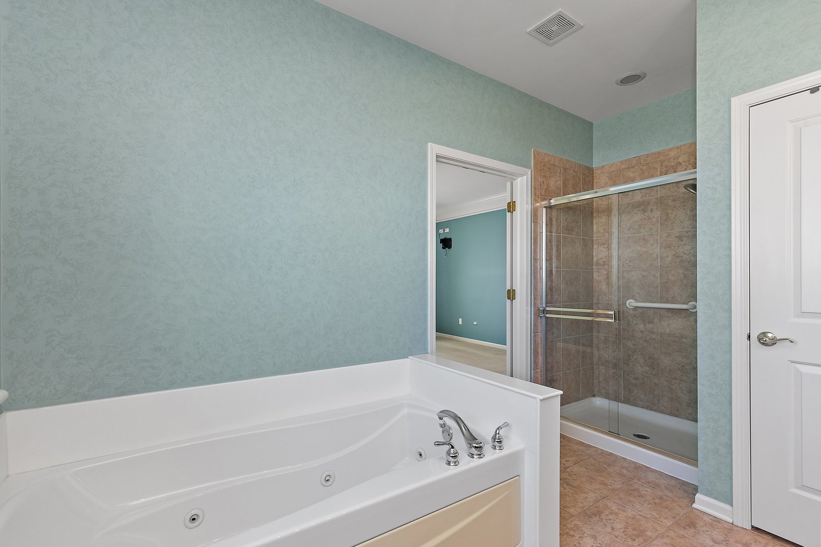 13898 Westmore Road Huntley, IL 60142 - Photo 18 of 23 Gallery Image 18