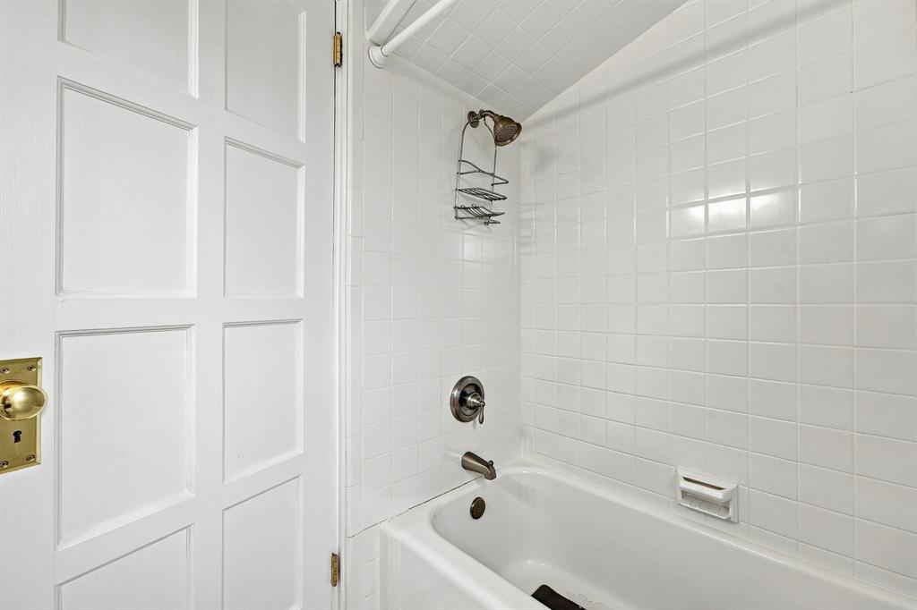 417 Bower Hill Road Pittsburgh, PA 15228 - Photo 17 of 38 Gallery Image 17