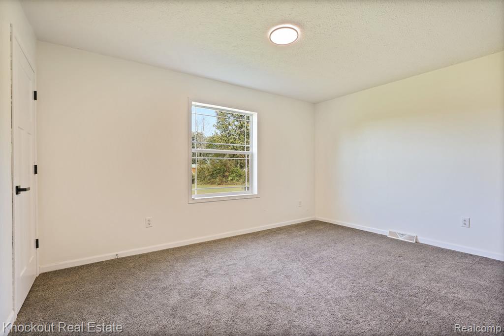 6977 Rathbun Road Birch Run, MI 48415 - Photo 32 of 60 Gallery Image 32