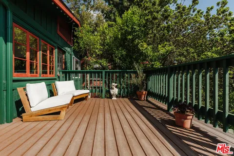 $945,000 | 221 Vista Cir Drive, Sierra Madre, CA 91024