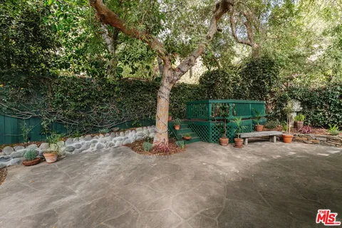 $945,000 | 221 Vista Cir Drive, Sierra Madre, CA 91024