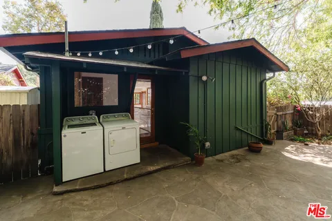 $945,000 | 221 Vista Cir Drive, Sierra Madre, CA 91024