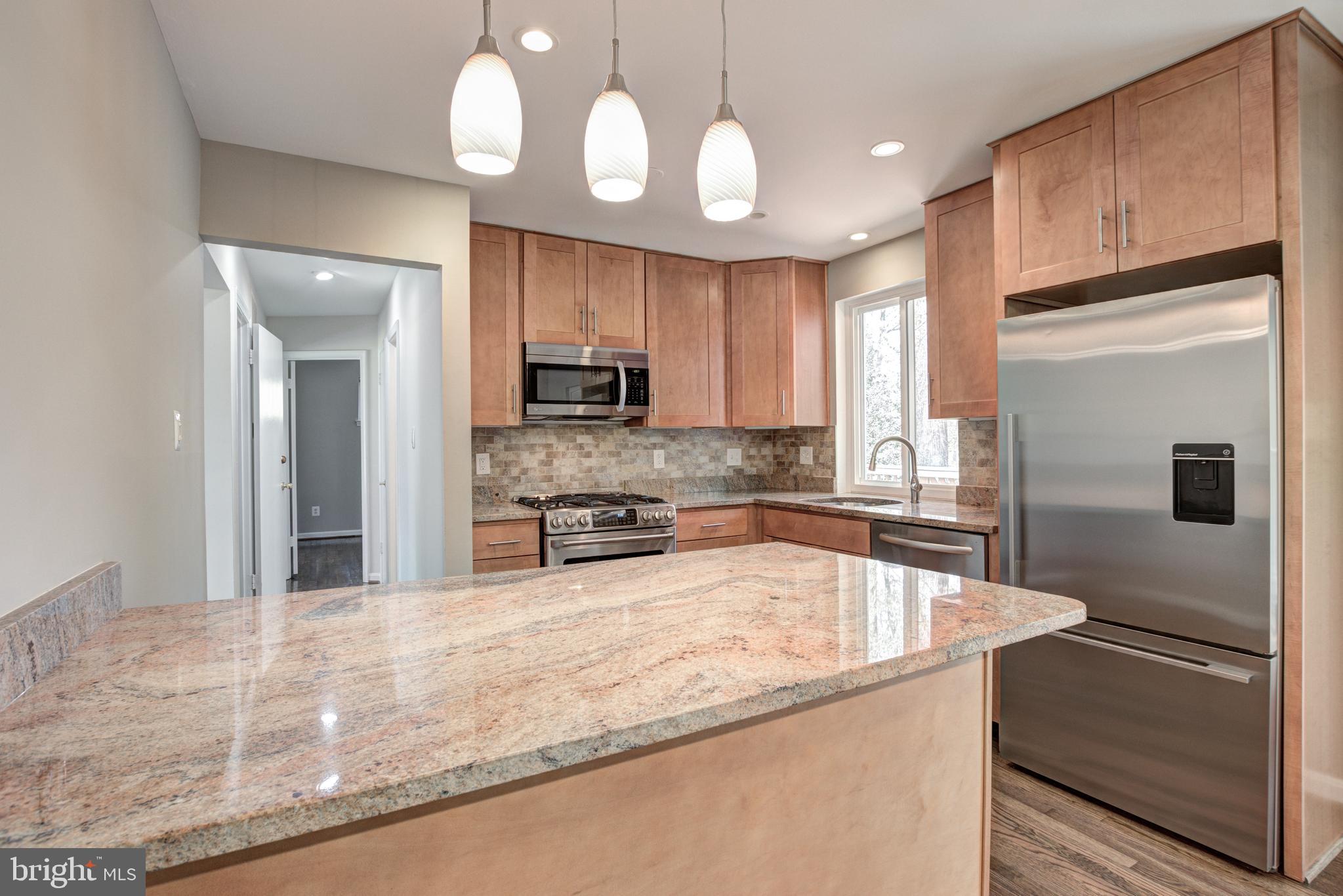 8941 Victoria Road Springfield, VA 22151 - Photo 14 of 46