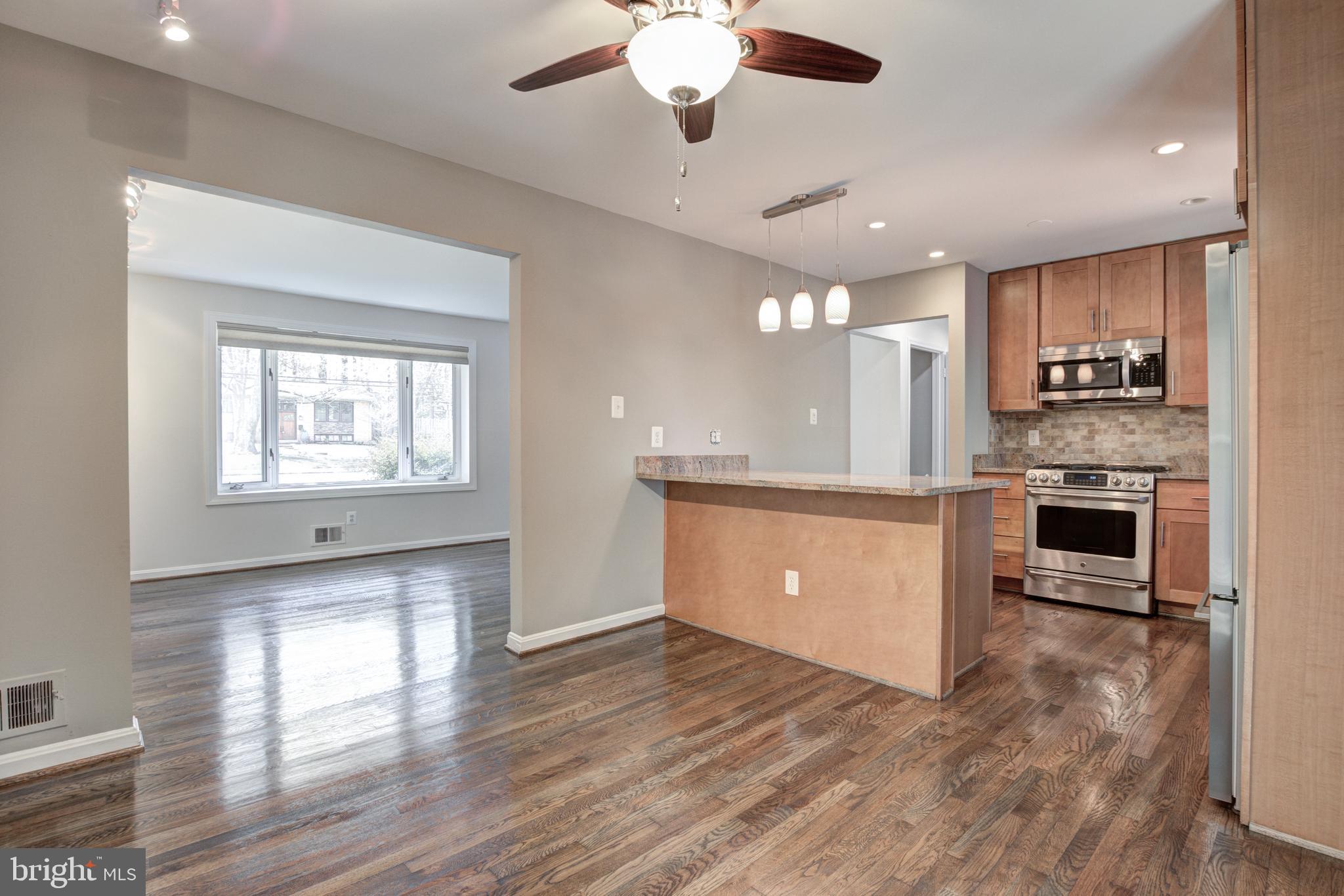 8941 Victoria Road Springfield, VA 22151 - Photo 15 of 46