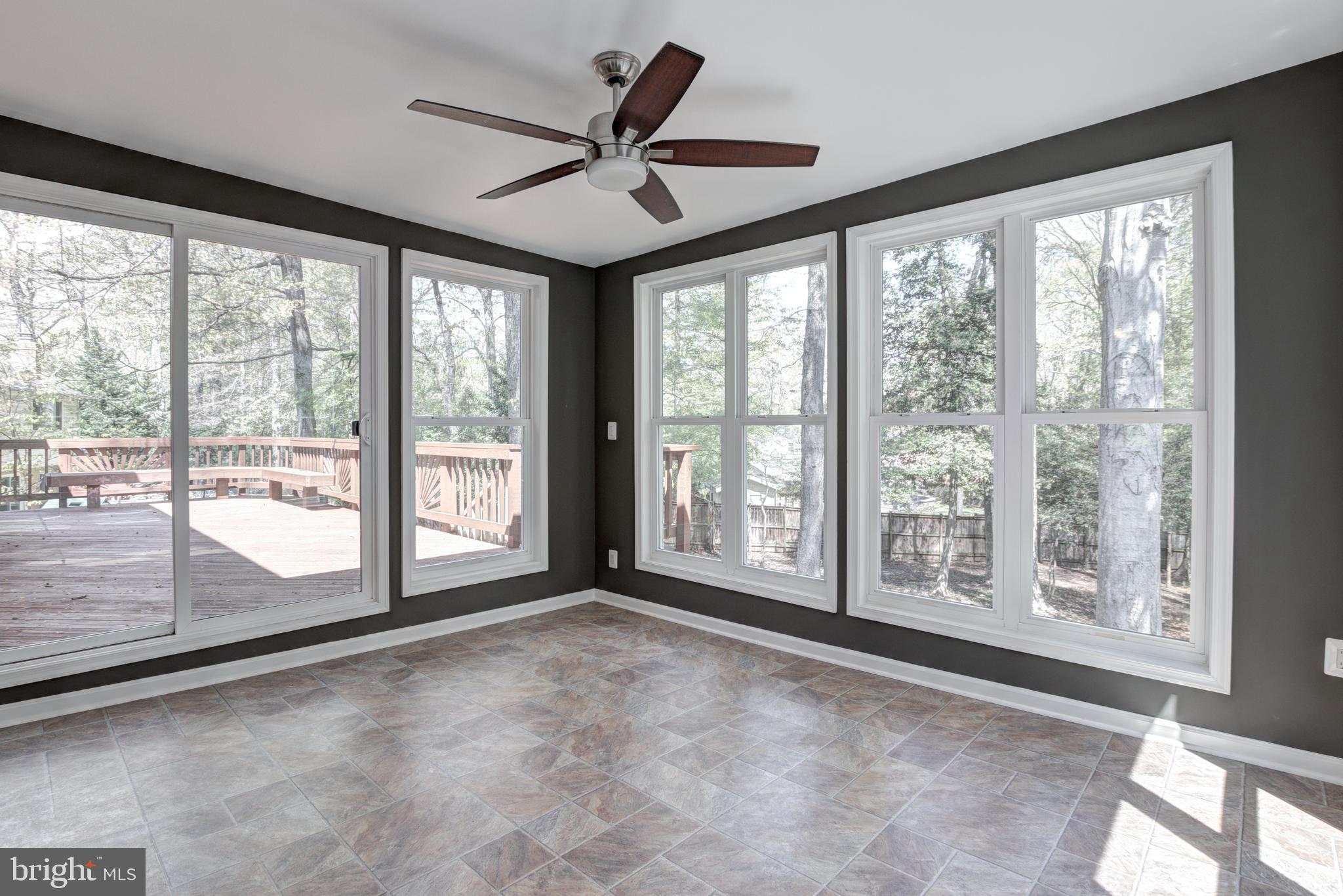 8941 Victoria Road Springfield, VA 22151 - Photo 5 of 46