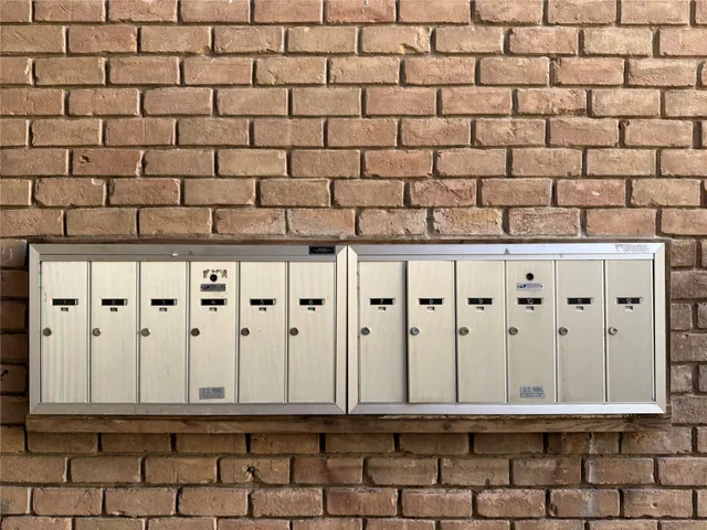 $1,250 | 1530 Heights Boulevard, Unit 9, Houston, TX 77008