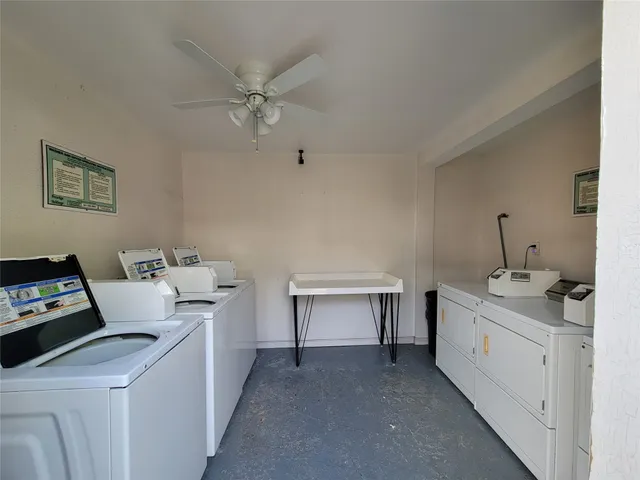 $1,250 | 1530 Heights Boulevard, Unit 9, Houston, TX 77008