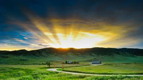 a view of an mountain with outdoor space