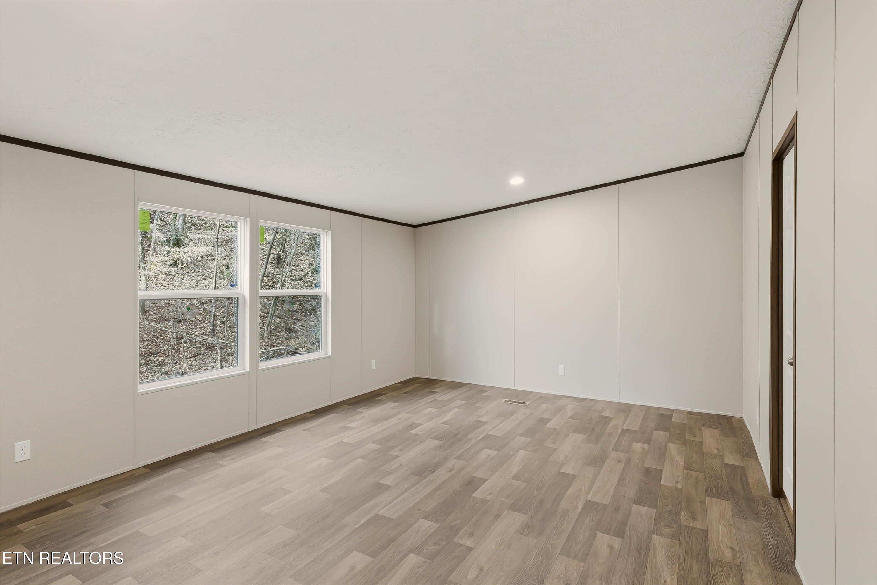 508 Short Street La Follette, TN 37766 - Photo 13 of 42 13-508 Short St-13