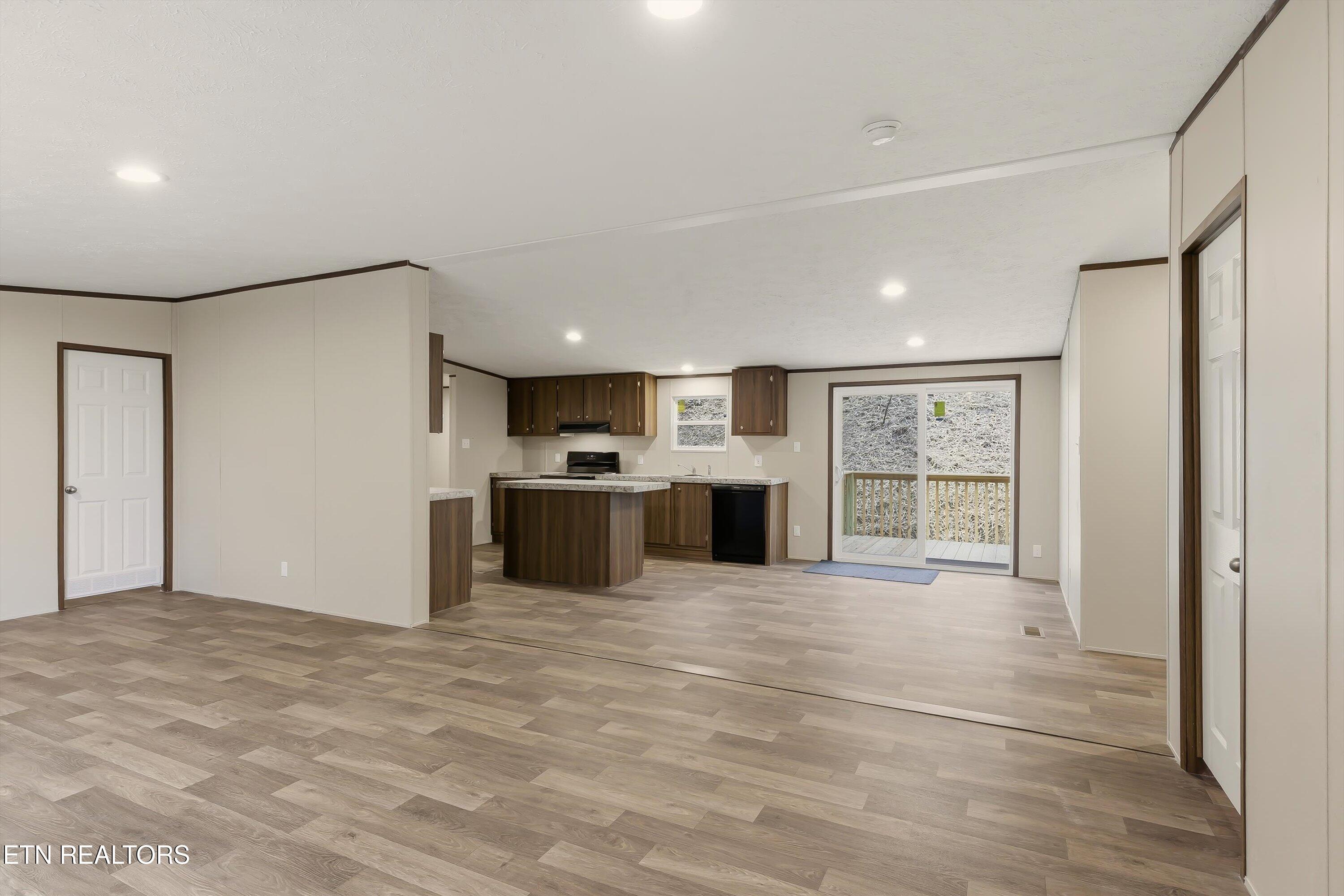 508 Short Street La Follette, TN 37766 - Photo 5 of 42 05-508 Short St-5