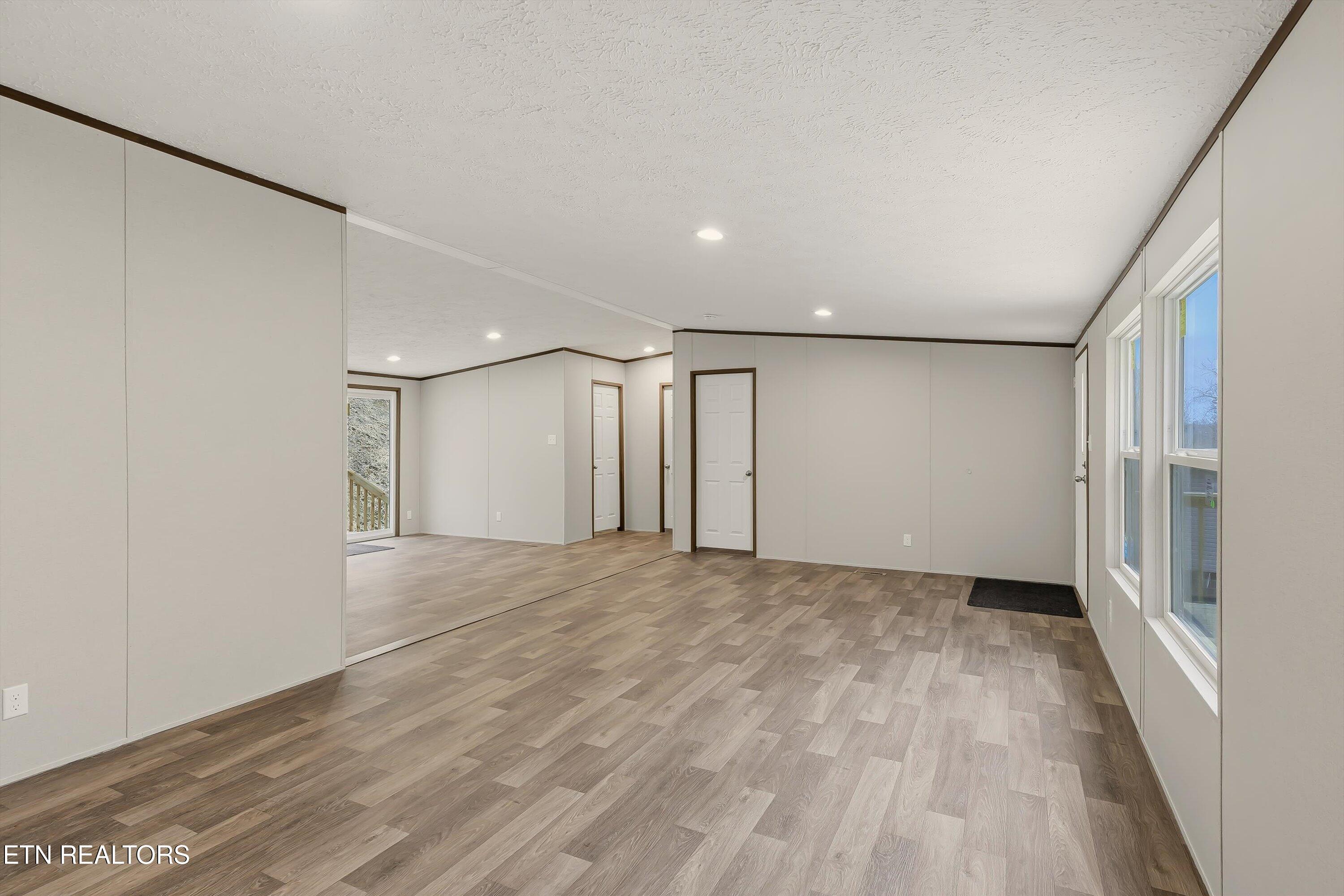 508 Short Street La Follette, TN 37766 - Photo 7 of 42 07-508 Short St-7