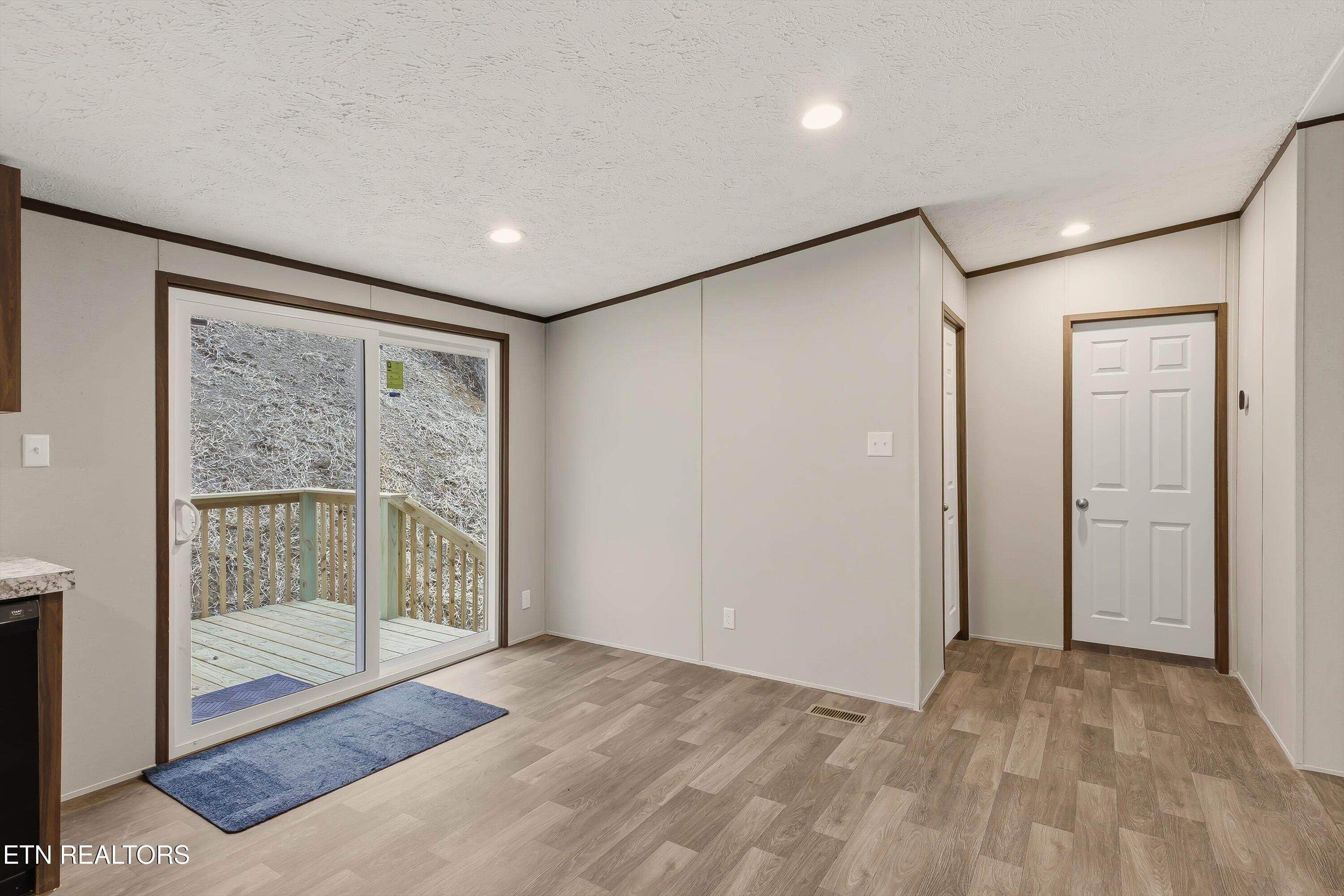 508 Short Street La Follette, TN 37766 - Photo 9 of 42 09-508 Short St-9