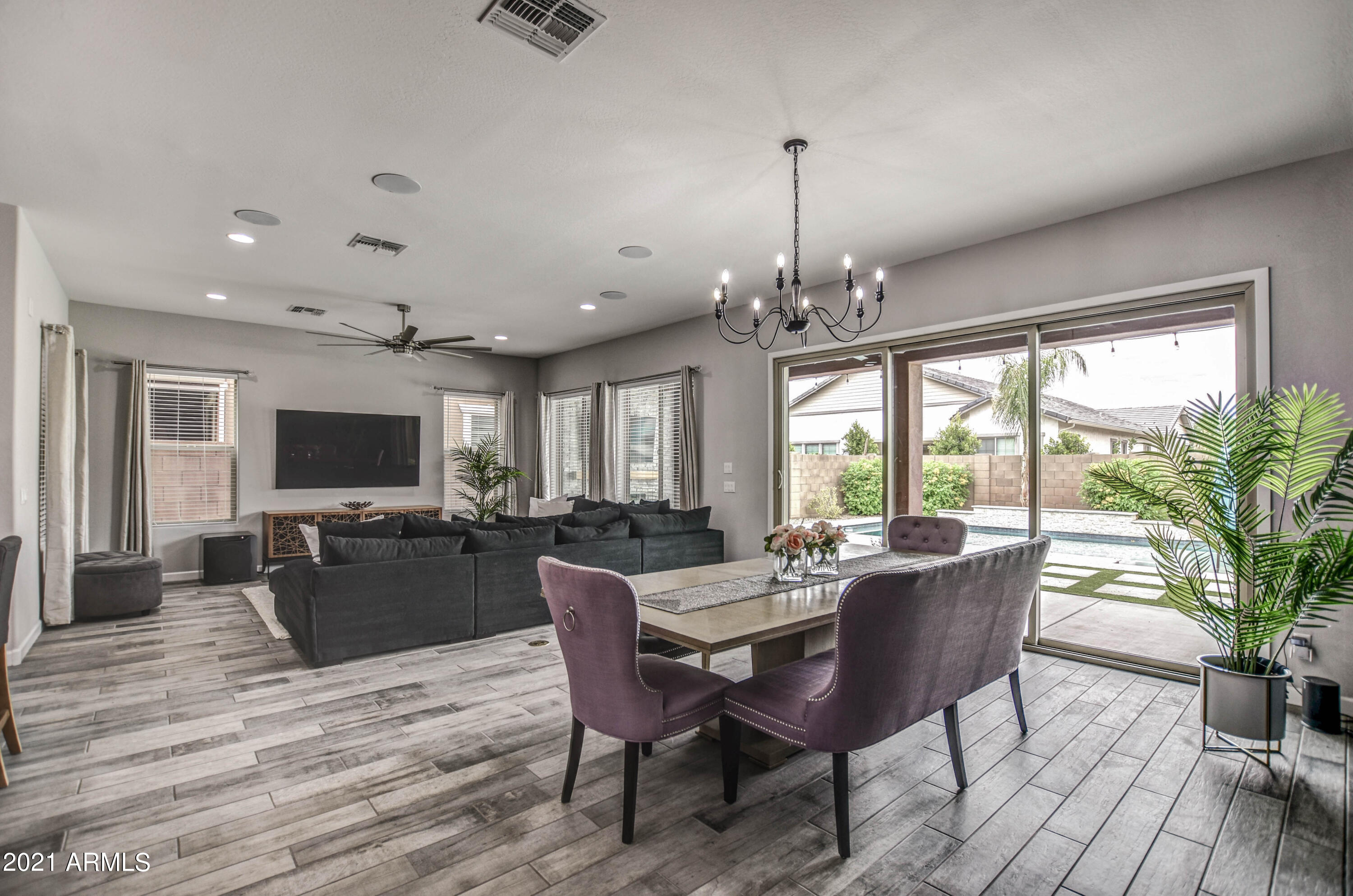 2914 East Appaloosa Road Gilbert, AZ 85296 - Photo 24 of 66 EAT IN 1