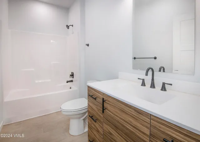 $902,725 | 565 Blackhawk Road, Gypsum, CO 81637