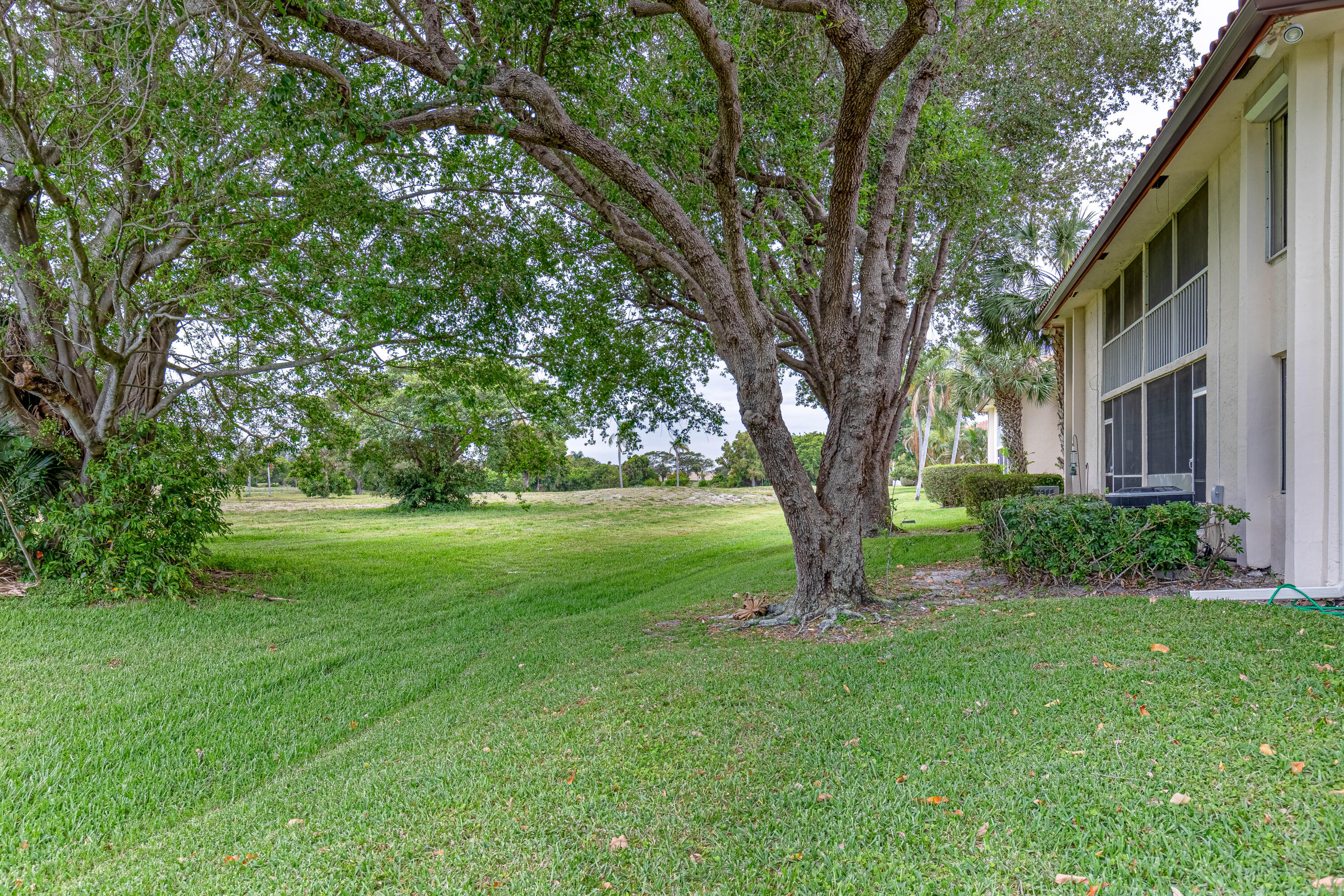 260 Northwest 67th Street, Unit A203 Boca Raton, FL 33487 - Photo 19 of 25 Back Building
