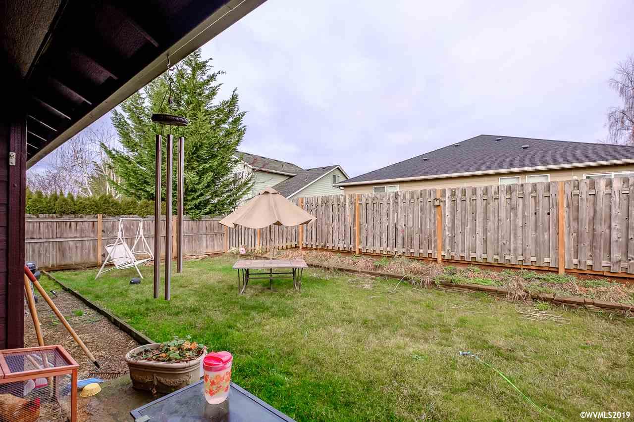 1679 Baxter Road Southeast Salem, OR 97306 - Photo 38 of 41 Gallery Image 38