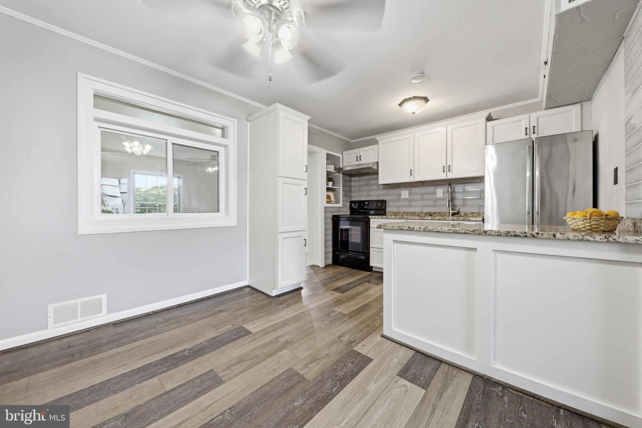 417 Elmwood Road Baltimore, MD 21206 - Photo 10 of 46 Dining Room