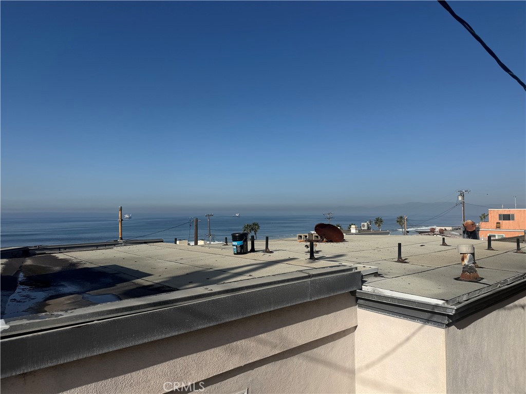 205 Shell Street Manhattan Beach, CA 90266 - Photo 2 of 7