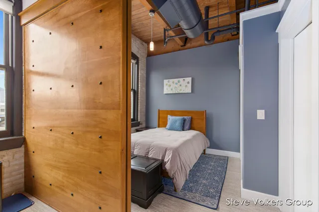 $865,000 | 600 Monroe Avenue Northwest, Unit 406, Grand Rapids, MI 49503