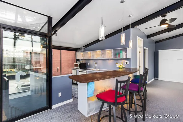 $865,000 | 600 Monroe Avenue Northwest, Unit 406, Grand Rapids, MI 49503