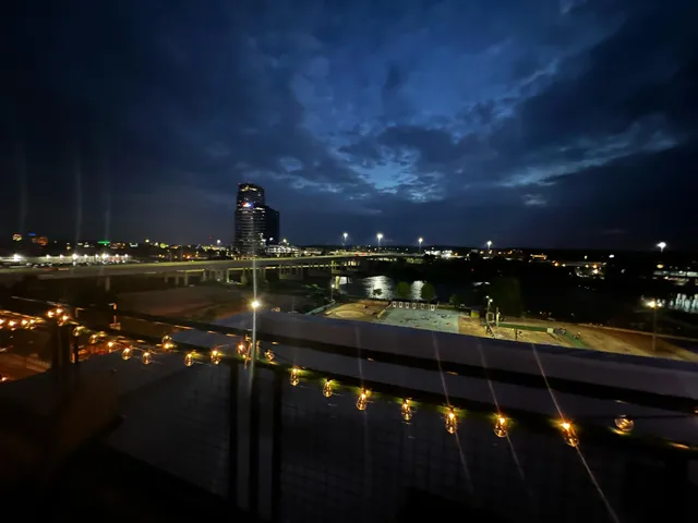 $865,000 | 600 Monroe Avenue Northwest, Unit 406, Grand Rapids, MI 49503