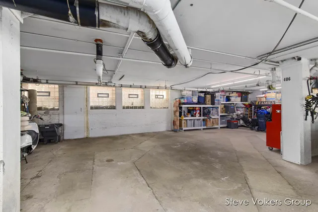 $865,000 | 600 Monroe Avenue Northwest, Unit 406, Grand Rapids, MI 49503