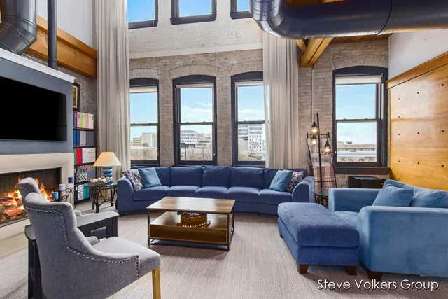 $865,000 | 600 Monroe Avenue Northwest, Unit 406, Grand Rapids, MI 49503