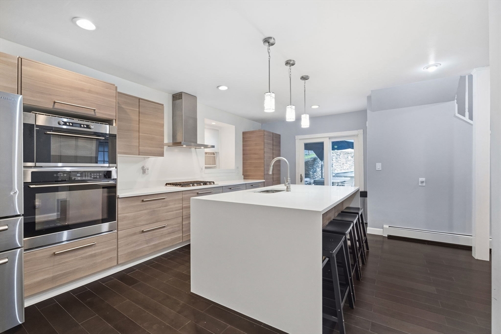 22 Cedar Street Wellesley, MA 02481 - Photo 10 of 37
