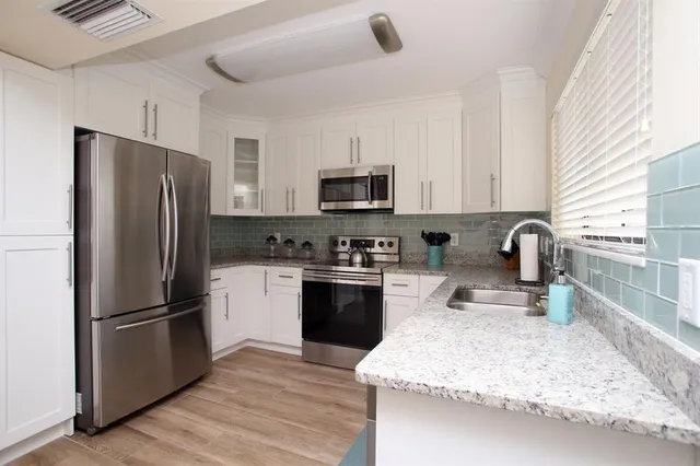 $10,000 | 67 Balfour Road East, Palm Beach Gardens, FL 33418