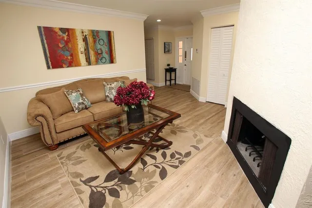 $10,000 | 67 Balfour Road East, Palm Beach Gardens, FL 33418