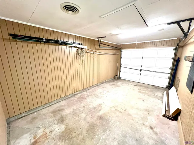 $205,000 | 109 Burkwall Drive, Houma, LA 70360