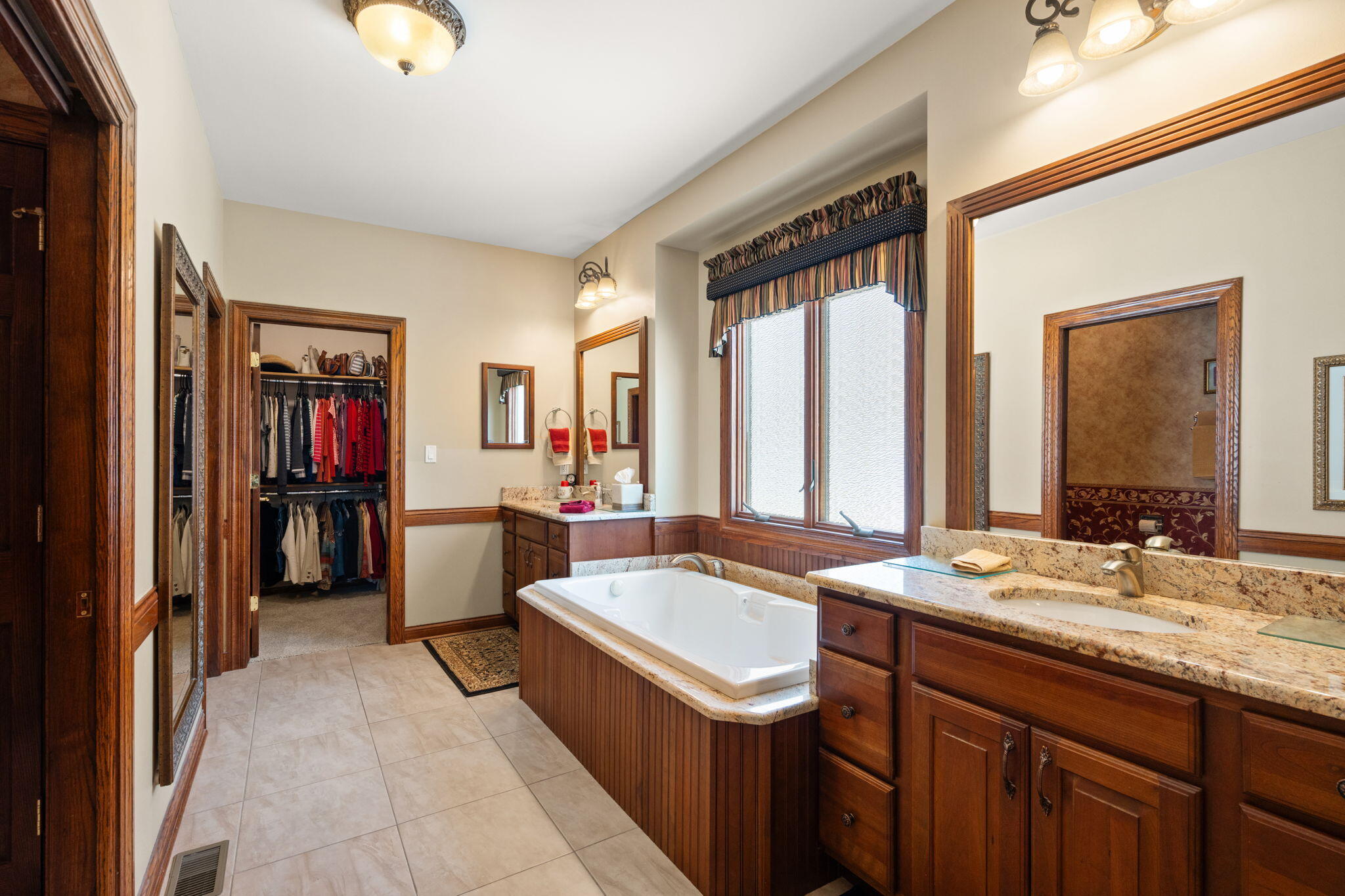 1630 Chalone Court Crown Point, IN 46307 - Photo 13 of 75 2048x1365