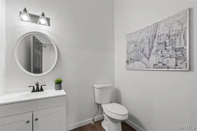 $349,000 | 3330 Wisconsin Avenue, St. Louis, MO 63118