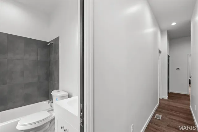 $349,000 | 3330 Wisconsin Avenue, St. Louis, MO 63118