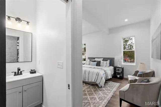 $349,000 | 3330 Wisconsin Avenue, St. Louis, MO 63118