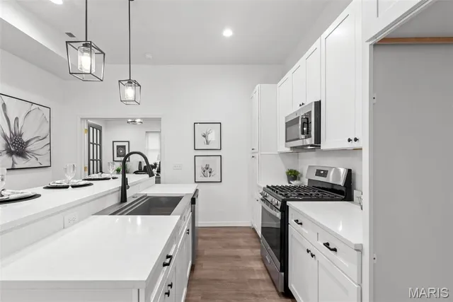 $349,000 | 3330 Wisconsin Avenue, St. Louis, MO 63118