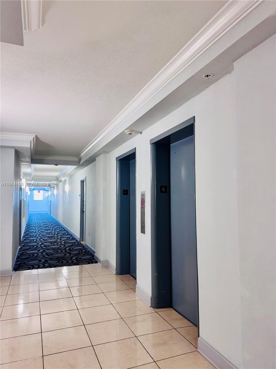 401 69th Street, Unit 607 Miami Beach, FL 33141 - Photo 49 of 89 extra closet large