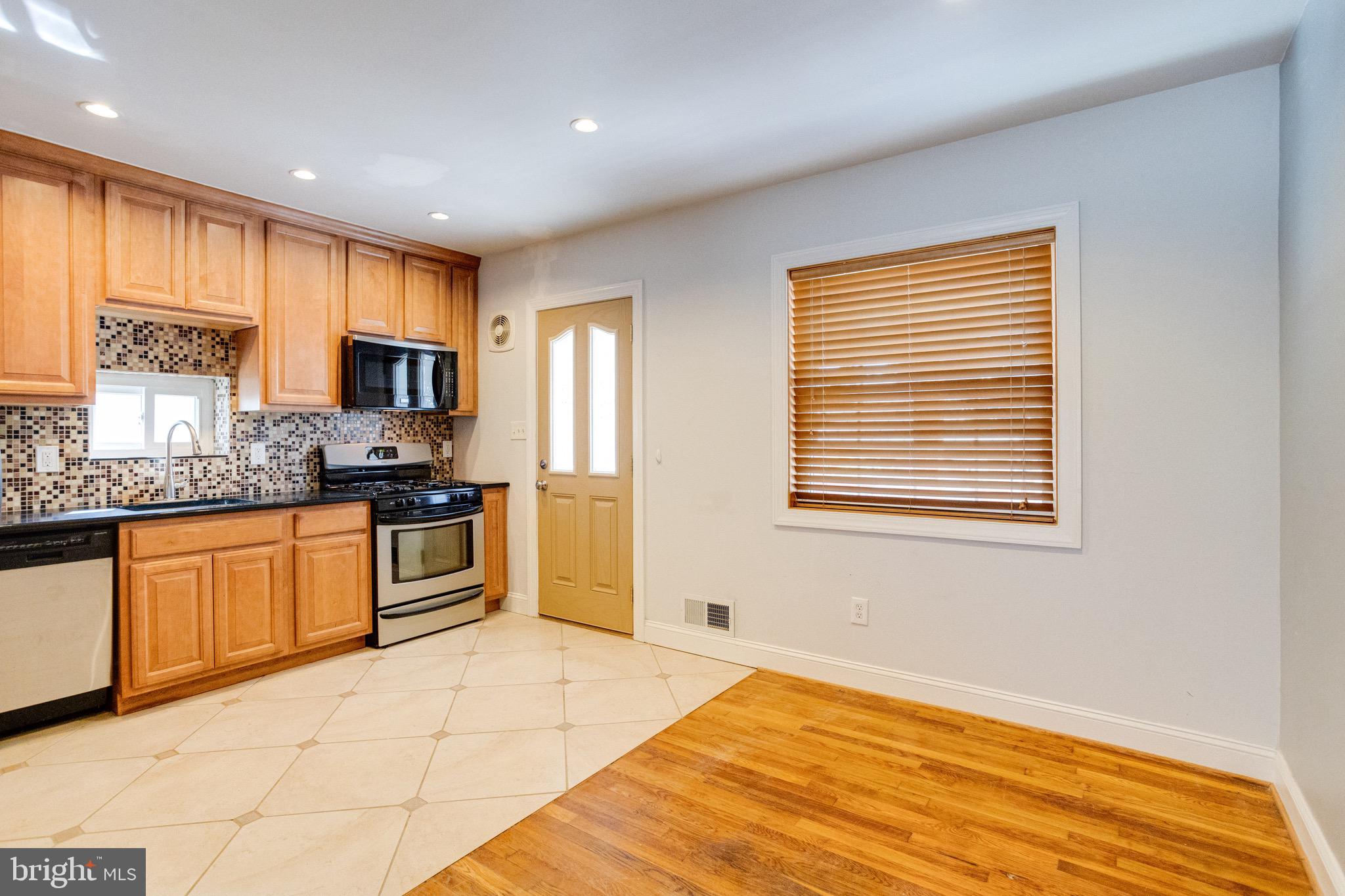 1260 Haverhill Road Baltimore, MD 21229 - Photo 16 of 63 Gallery Image 16