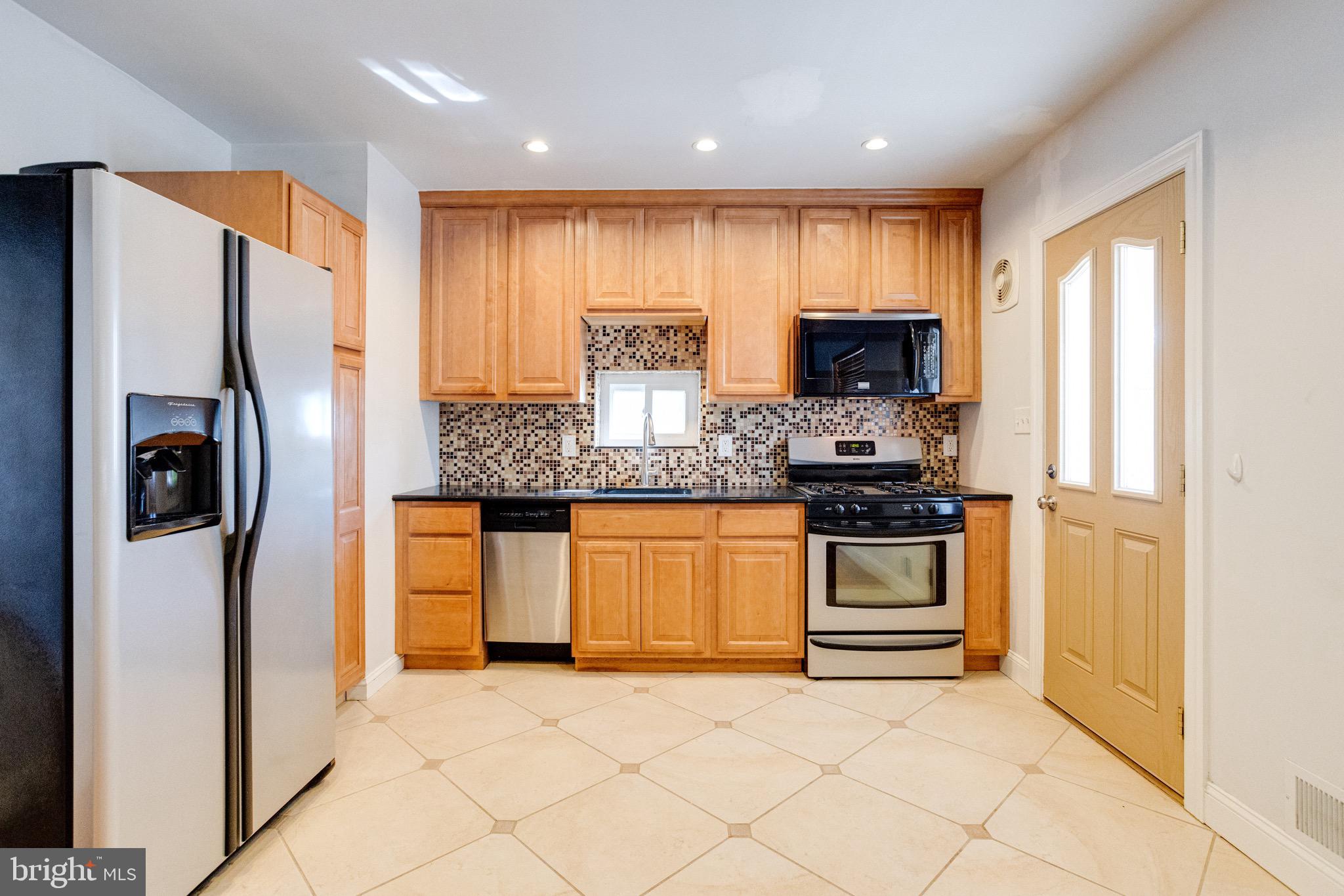 1260 Haverhill Road Baltimore, MD 21229 - Photo 17 of 63 Gallery Image 17
