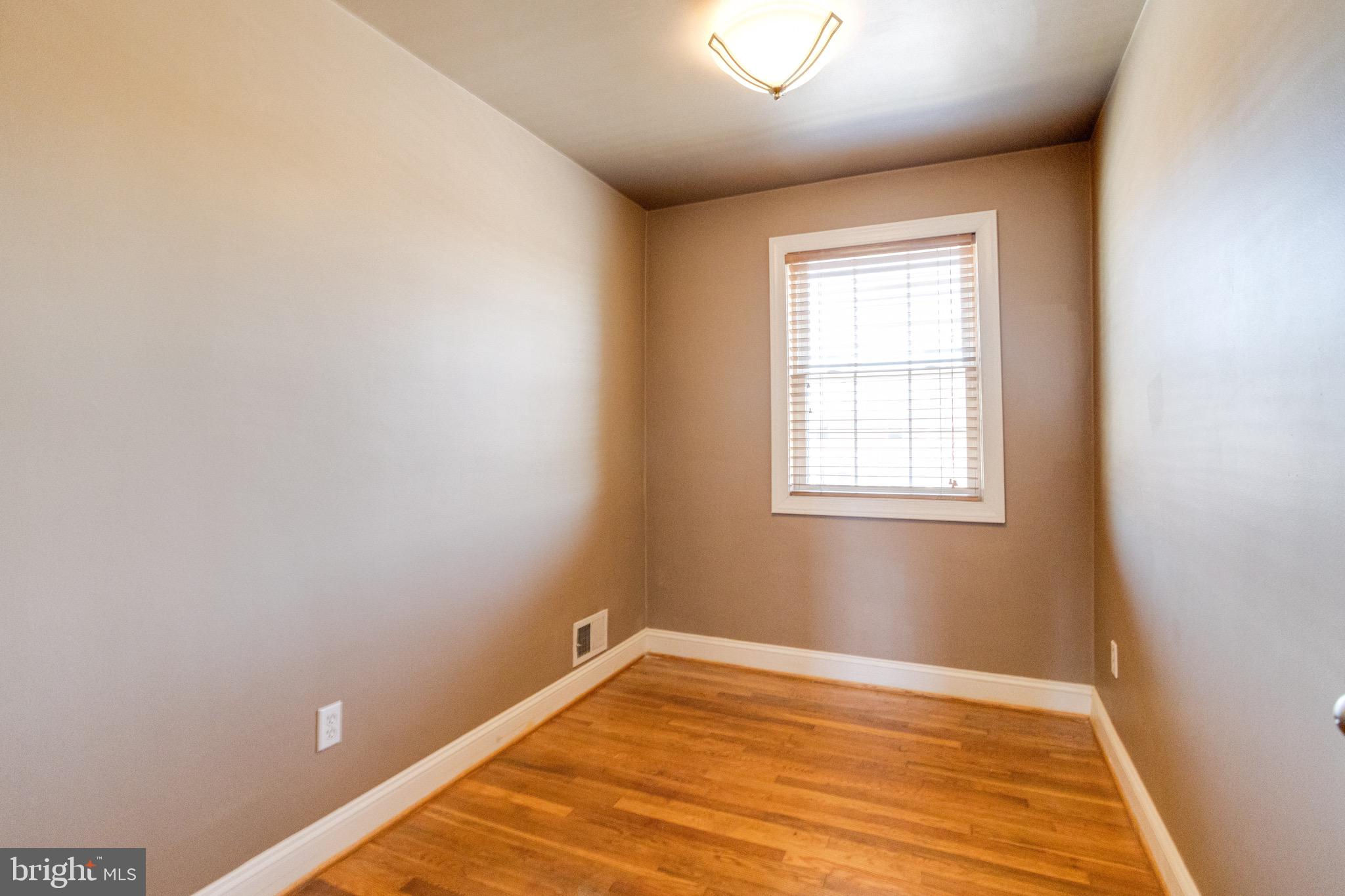 1260 Haverhill Road Baltimore, MD 21229 - Photo 33 of 63 Gallery Image 33