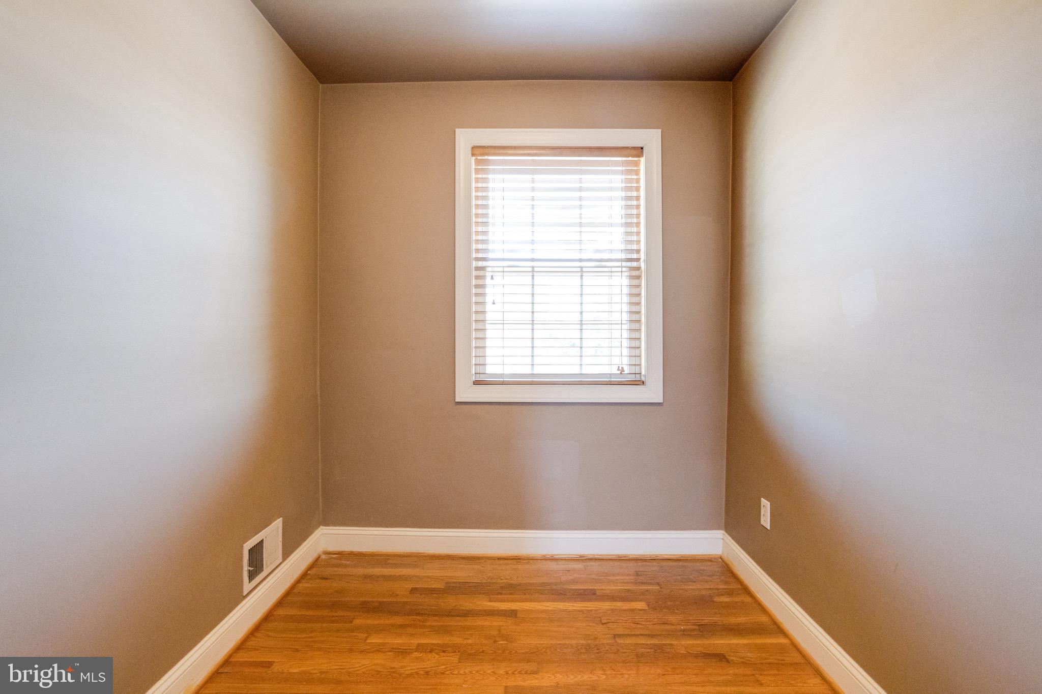 1260 Haverhill Road Baltimore, MD 21229 - Photo 34 of 63 Gallery Image 34