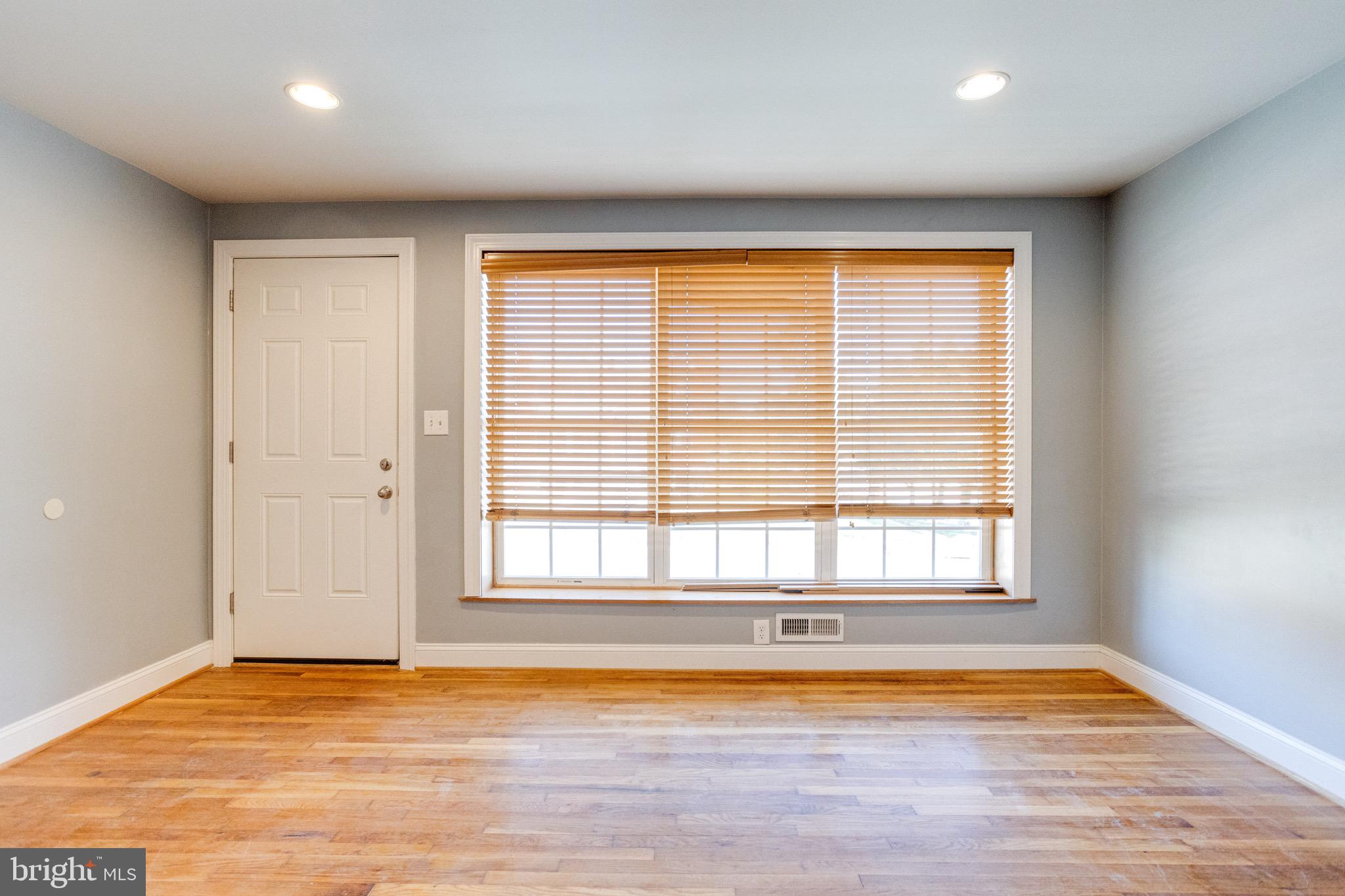 1260 Haverhill Road Baltimore, MD 21229 - Photo 9 of 63 Gallery Image 9