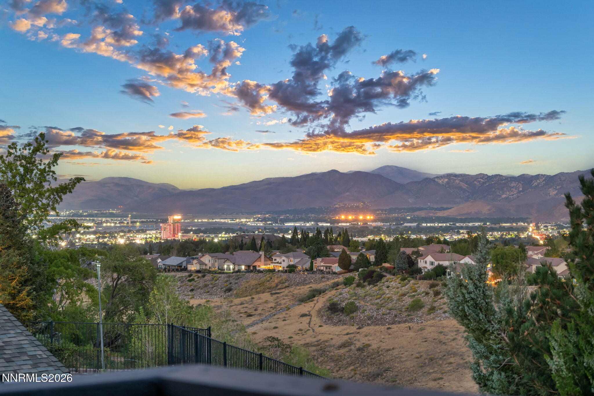 3850 Piccadilly Drive Reno, NV 89509 - Photo 4 of 52 103-web-or-mls-3850-piccadilly-dr