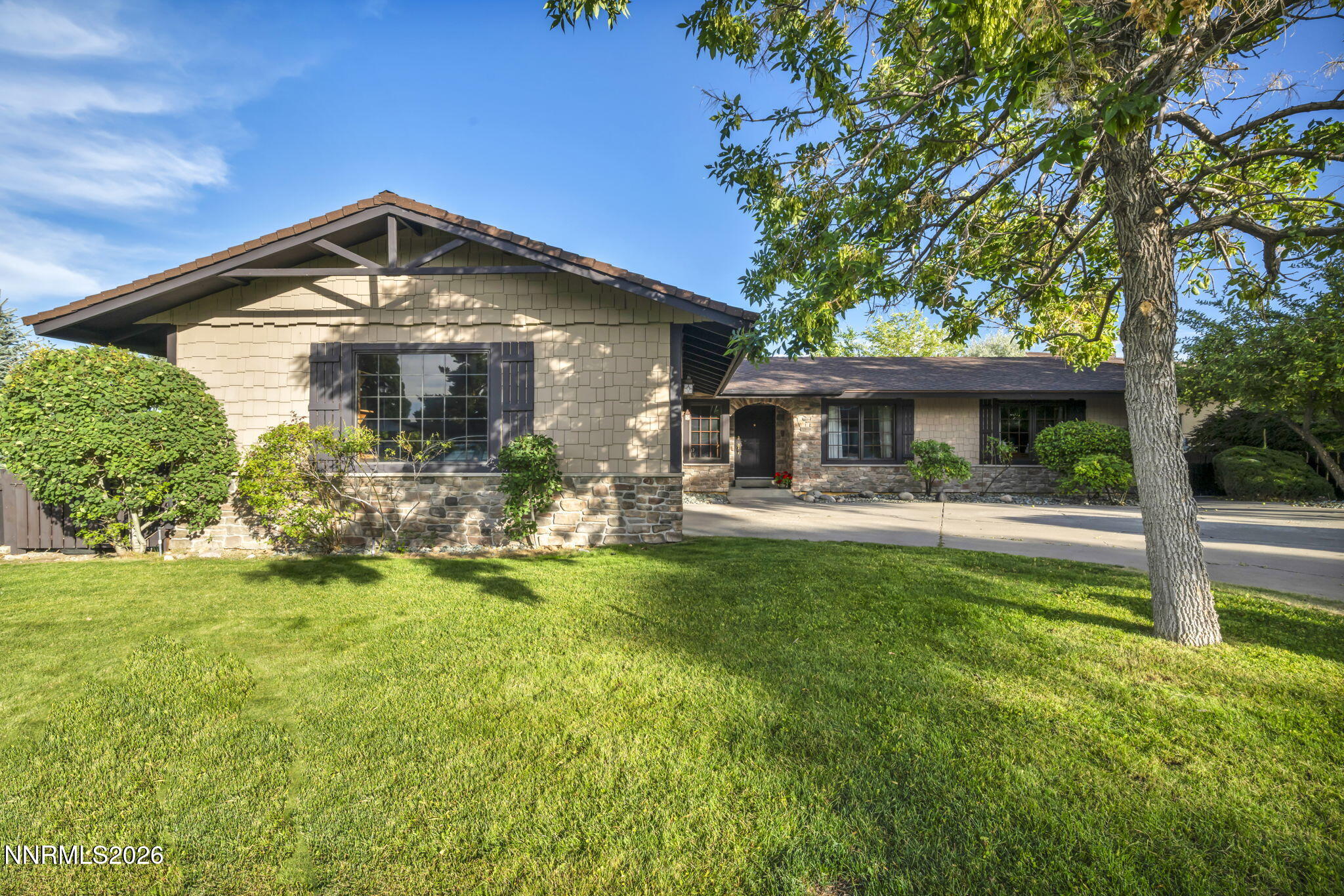 3850 Piccadilly Drive Reno, NV 89509 - Photo 6 of 52 9-web-or-mls-3850-piccadilly-dr