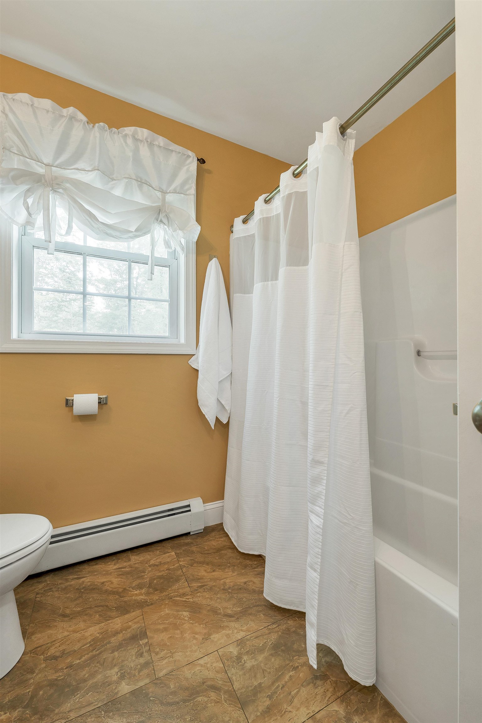 142 Raymond Road Nottingham, NH 03290 - Photo 21 of 38