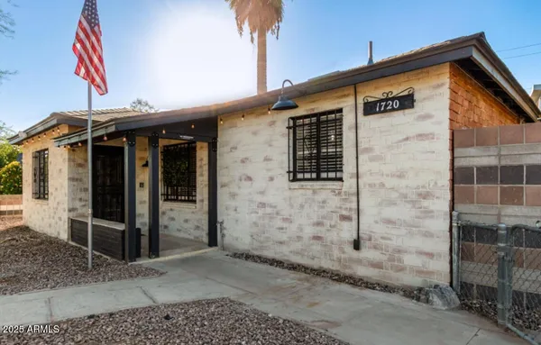 $2,995 | 1720 North Whittier Drive, Phoenix, AZ 85006
