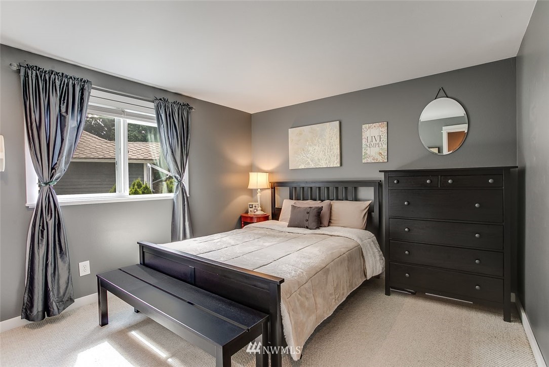 2222 Field Avenue Northeast Renton, WA 98059 - Photo 18 of 23