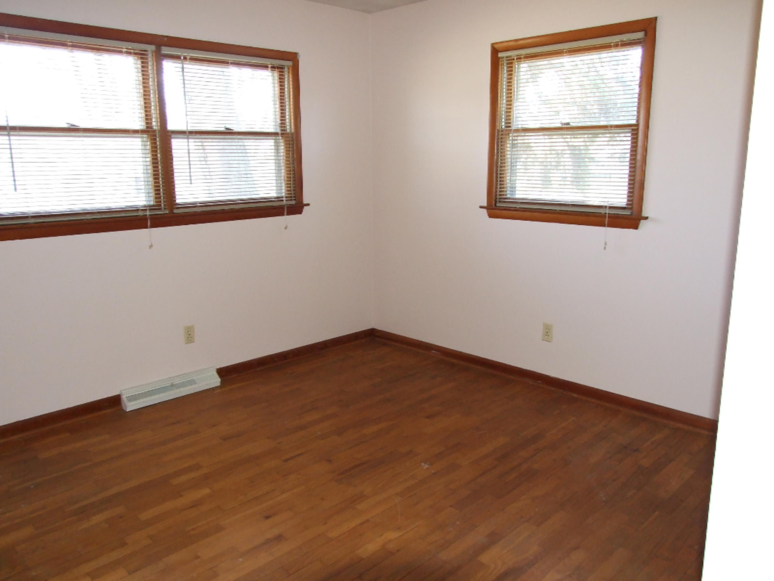 1385 West Giles Road Muskegon, MI 49445 - Photo 9 of 17 DSCF5978