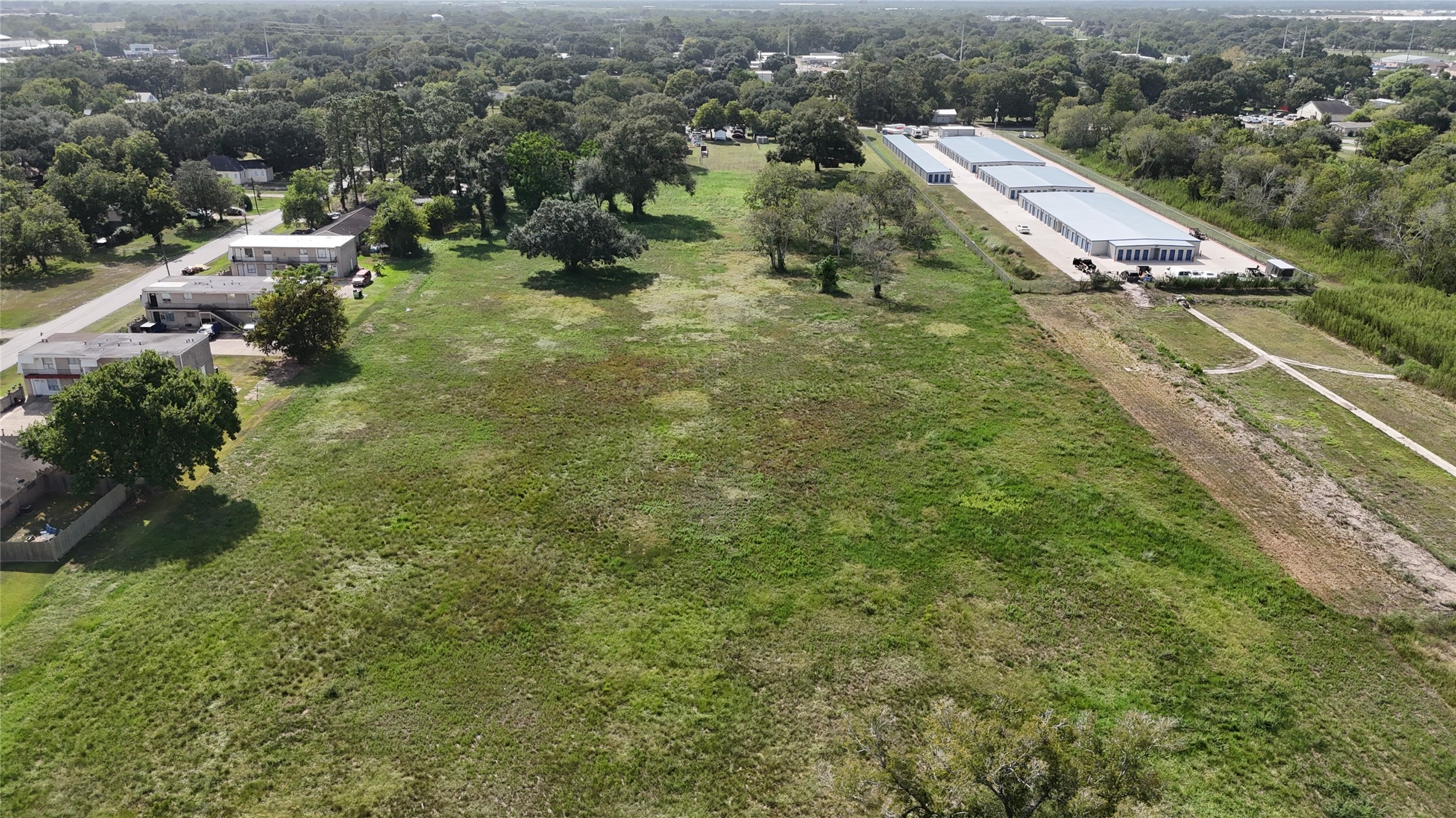 2401 4th Street Rosenberg, TX 77471 - Photo 13 of 25 Gallery Image 13